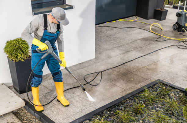 Best Garage Pressure Washing  in Liberty, PA